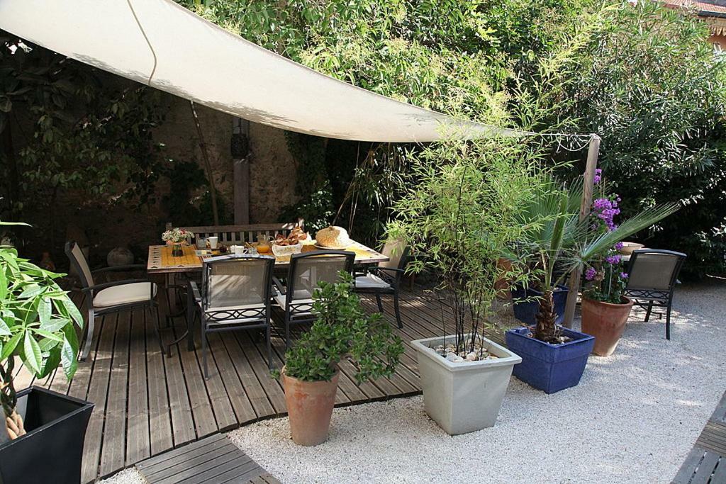 L'Oree du Pin Bessan Extérieur photo